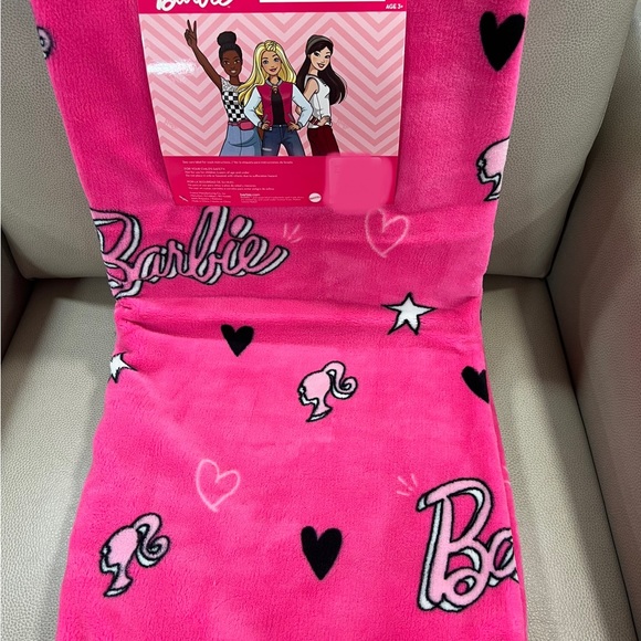 barbie blanket Tik Tok viral - Picture 3 of 3